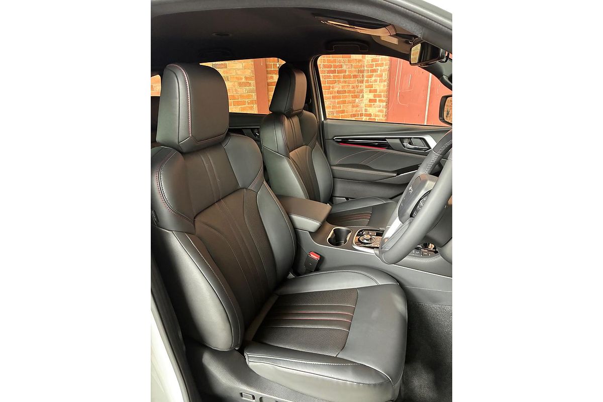 2025 Isuzu MU-X X-TERRAIN