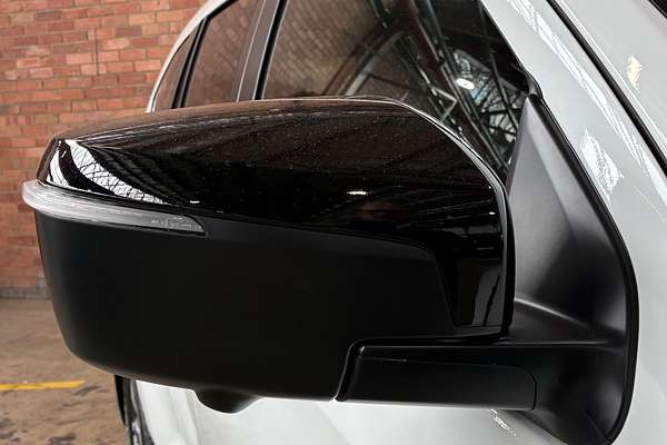 2025 Isuzu MU-X LS-T