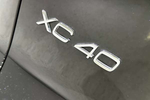 2021 Volvo XC40 T4 Inscription