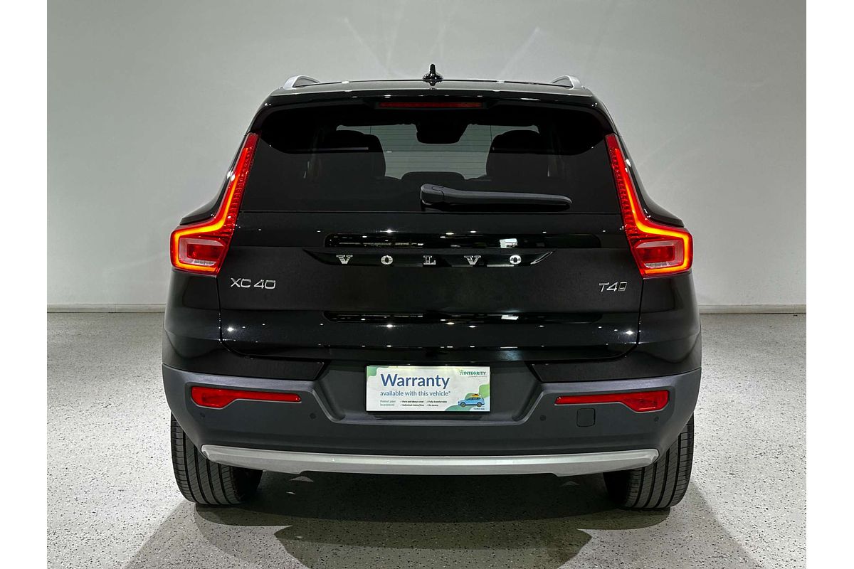 2021 Volvo XC40 T4 Inscription