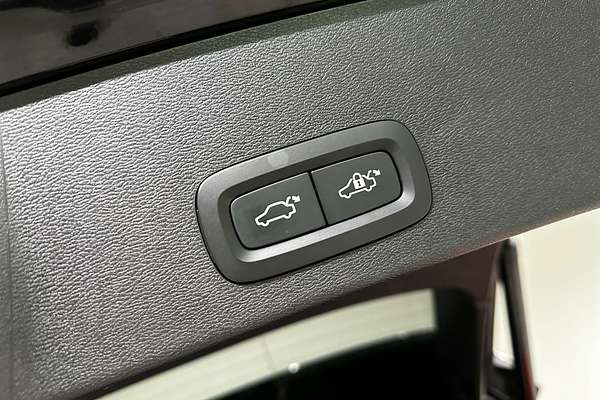 2021 Volvo XC40 T4 Inscription