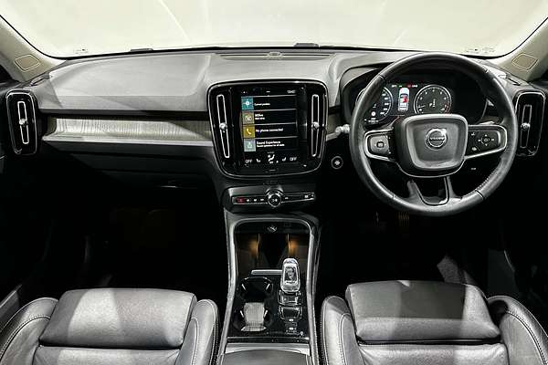 2021 Volvo XC40 T4 Inscription