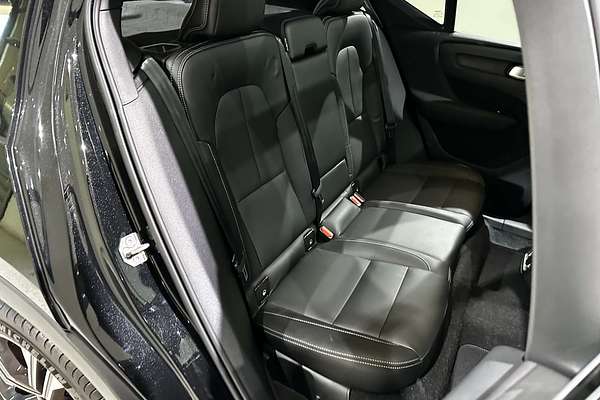 2021 Volvo XC40 T4 Inscription