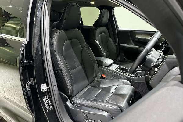 2021 Volvo XC40 T4 Inscription