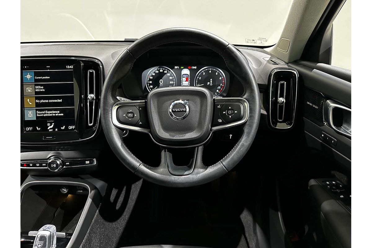 2021 Volvo XC40 T4 Inscription