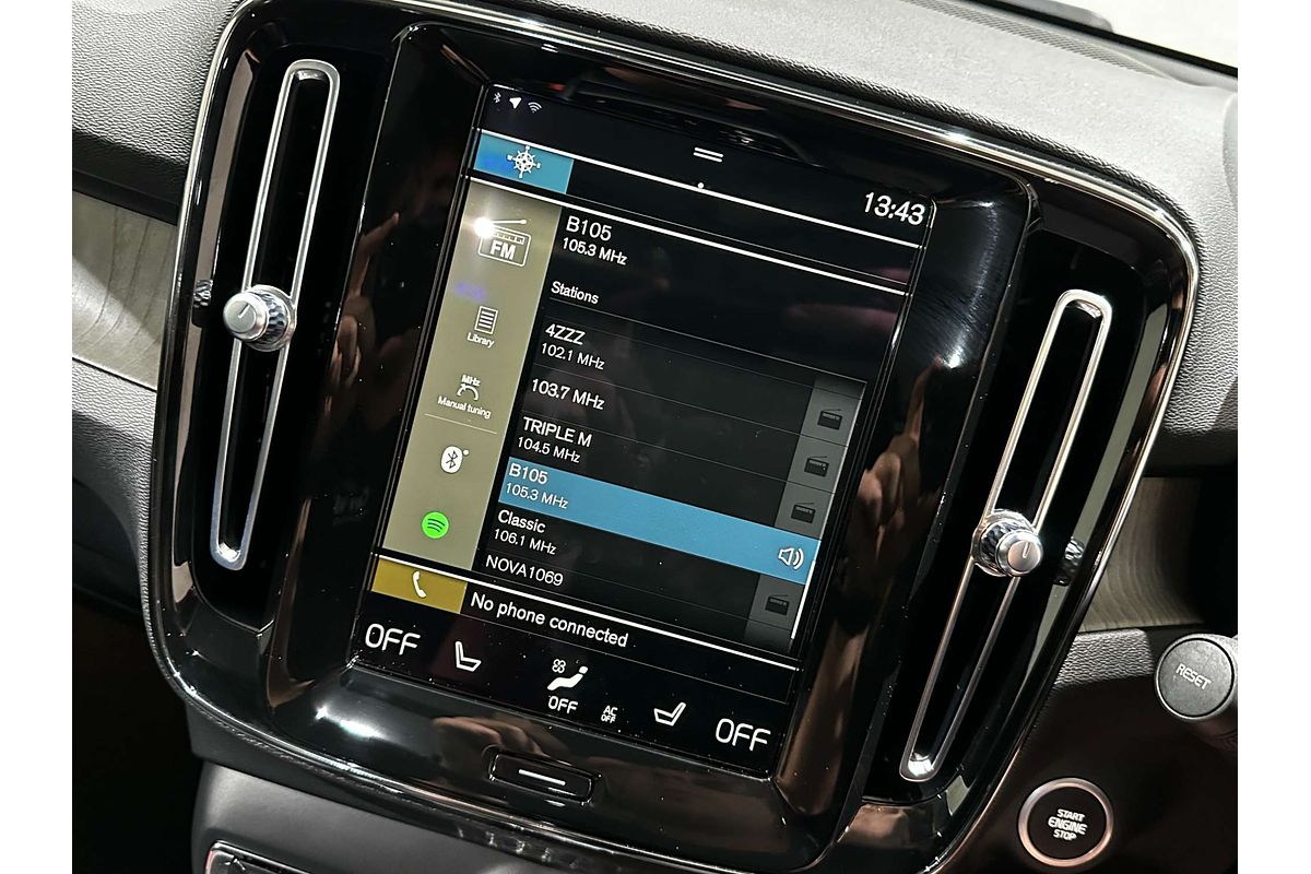 2021 Volvo XC40 T4 Inscription