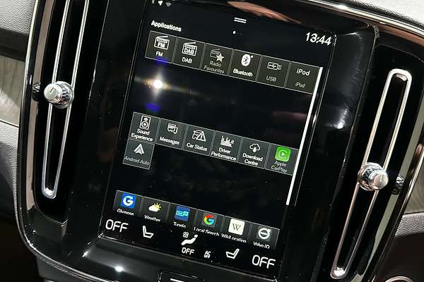 2021 Volvo XC40 T4 Inscription