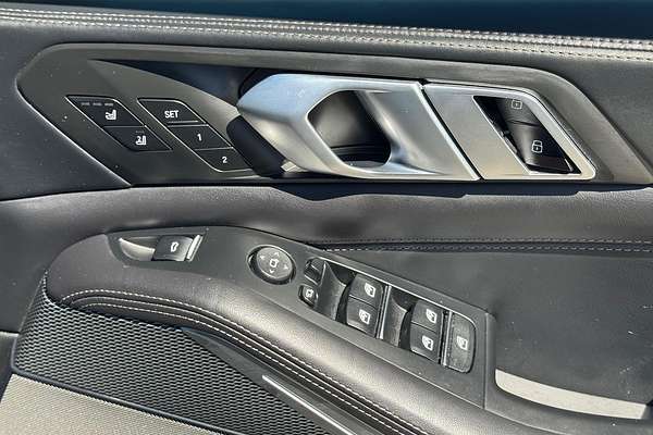 2020 BMW X5 M50i G05