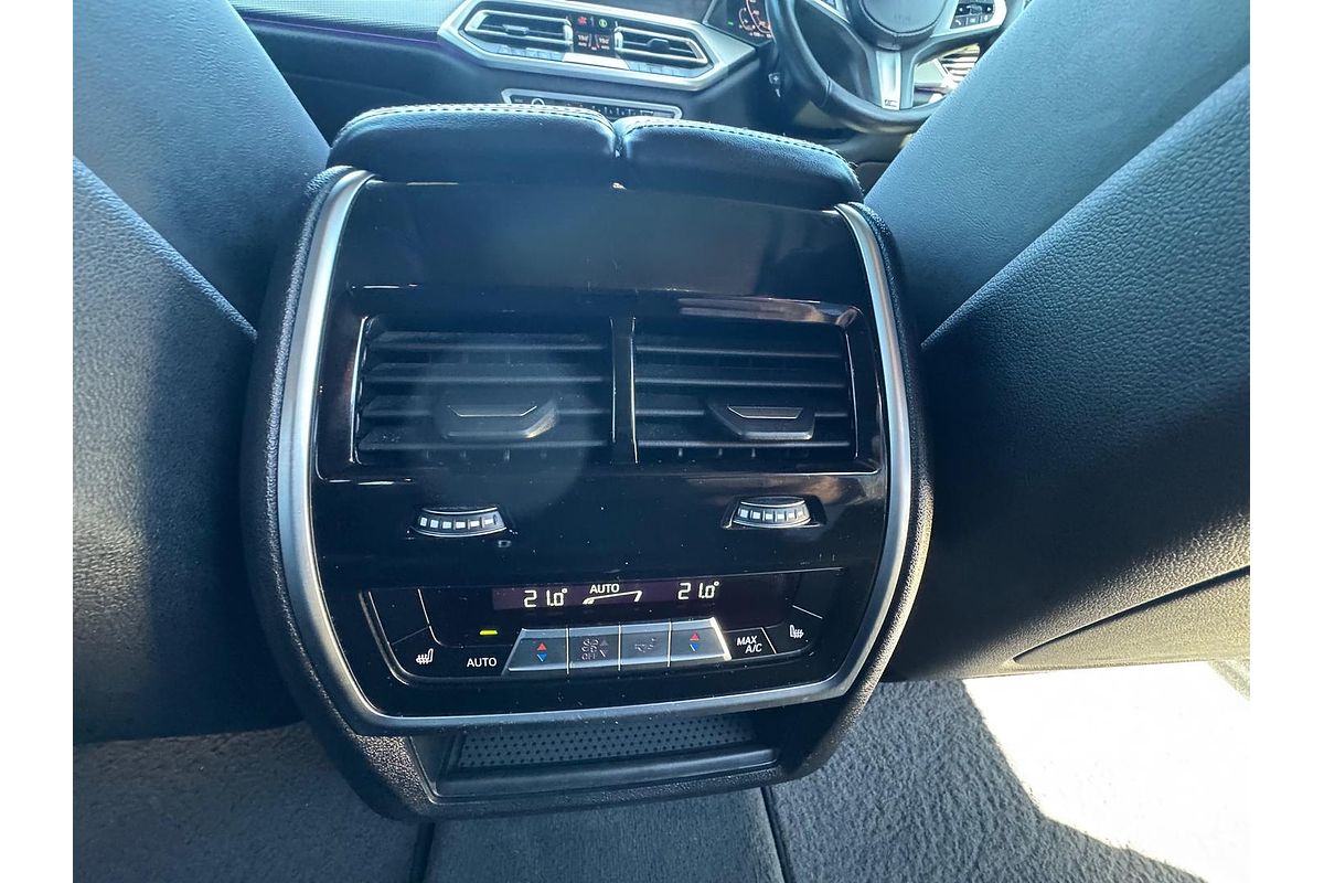 2020 BMW X5 M50i G05