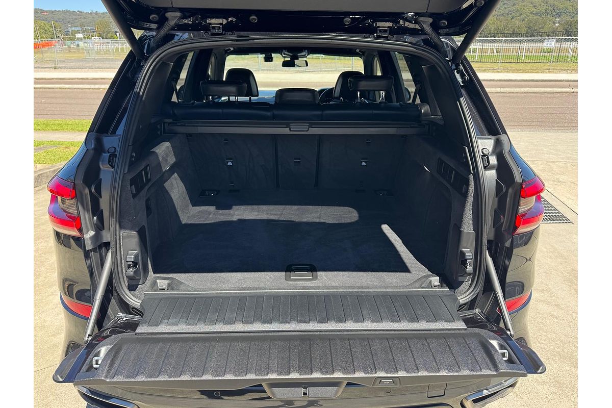 2020 BMW X5 M50i G05