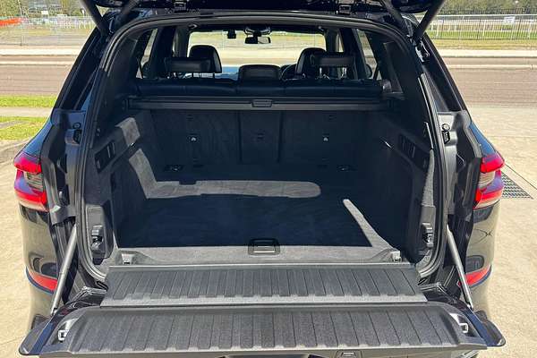 2020 BMW X5 M50i G05