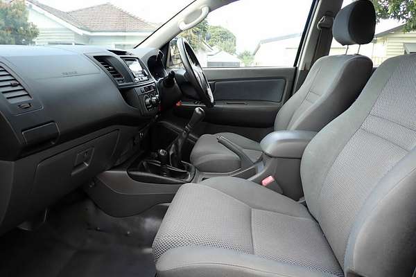 2012 Toyota Hilux SR KUN26R 4X4