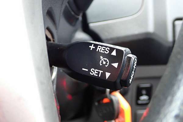 2012 Toyota Hilux SR KUN26R 4X4