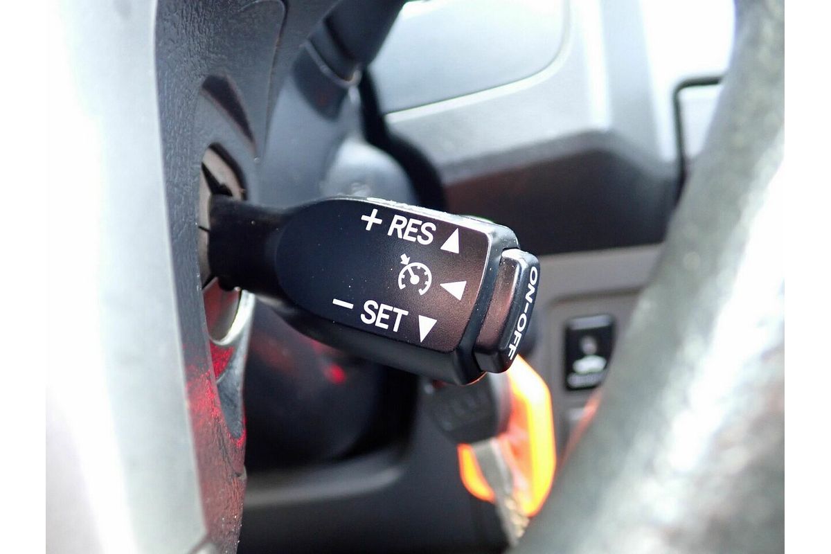 2012 Toyota Hilux SR KUN26R 4X4