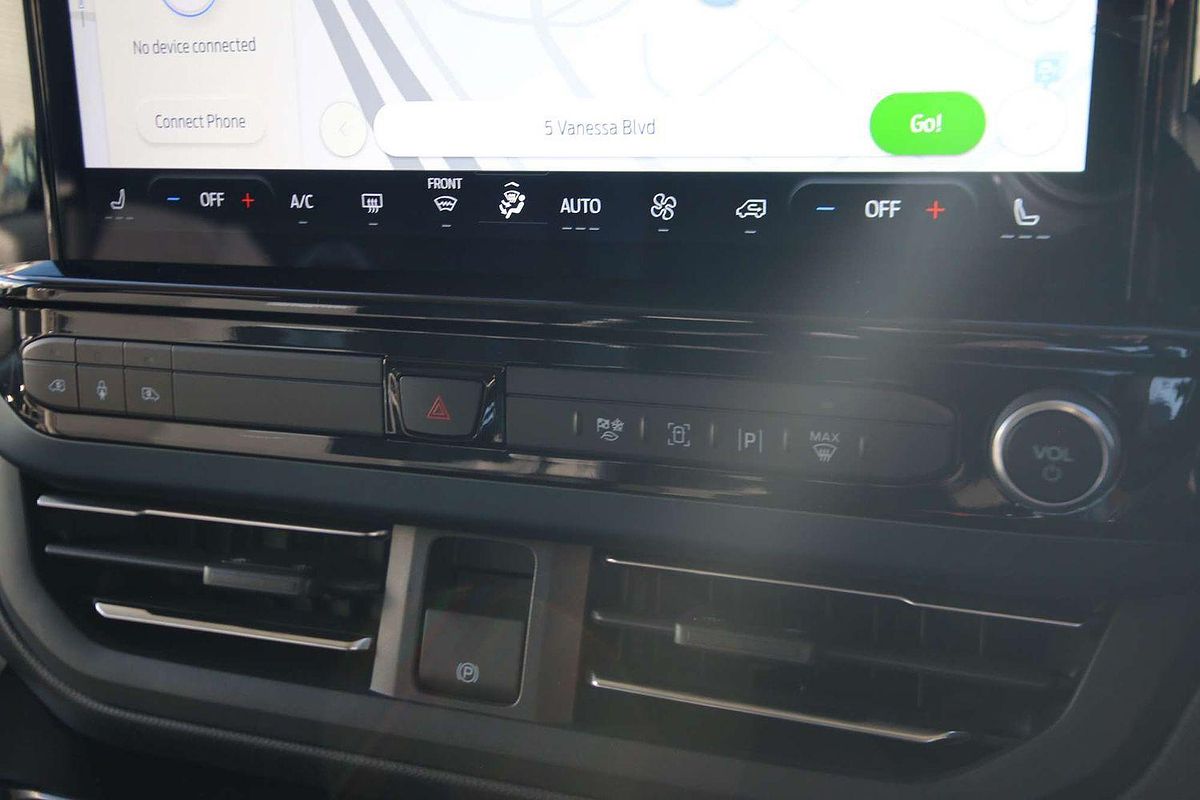 2024 Ford Tourneo Active AV SWB