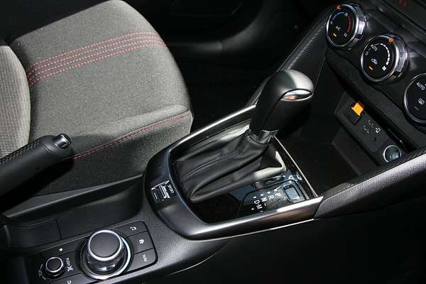 2025 Mazda 2 G15 Evolve DJ Series