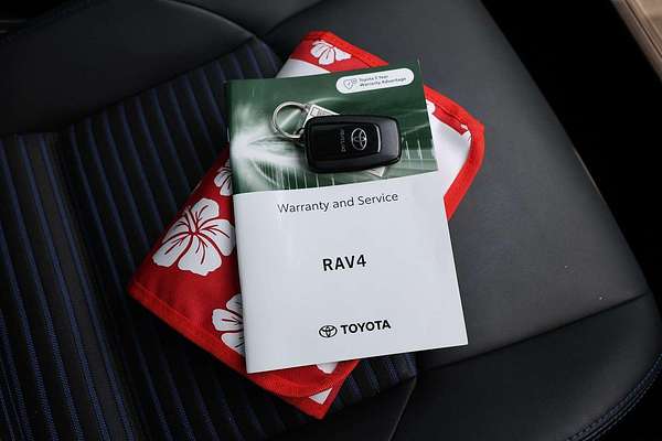 2023 Toyota RAV4 XSE AXAH54R