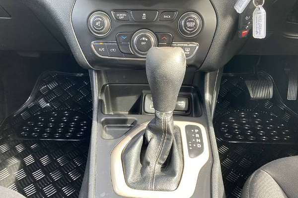 2014 Jeep Cherokee Sport KL