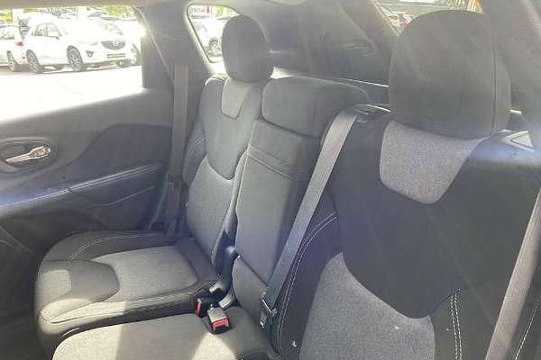 2014 Jeep Cherokee Sport KL