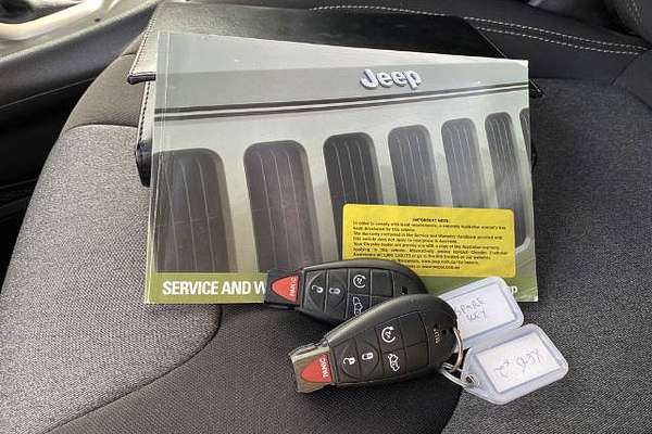 2014 Jeep Cherokee Sport KL