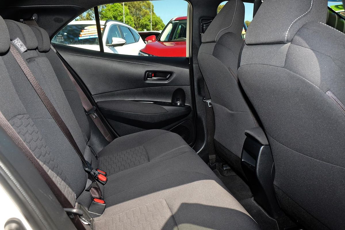 2022 Toyota Corolla Ascent Sport Hybrid ZWE219R