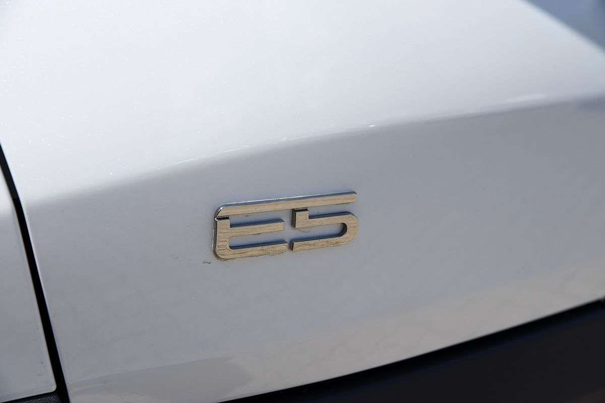 2025 Chery E5 Ultimate