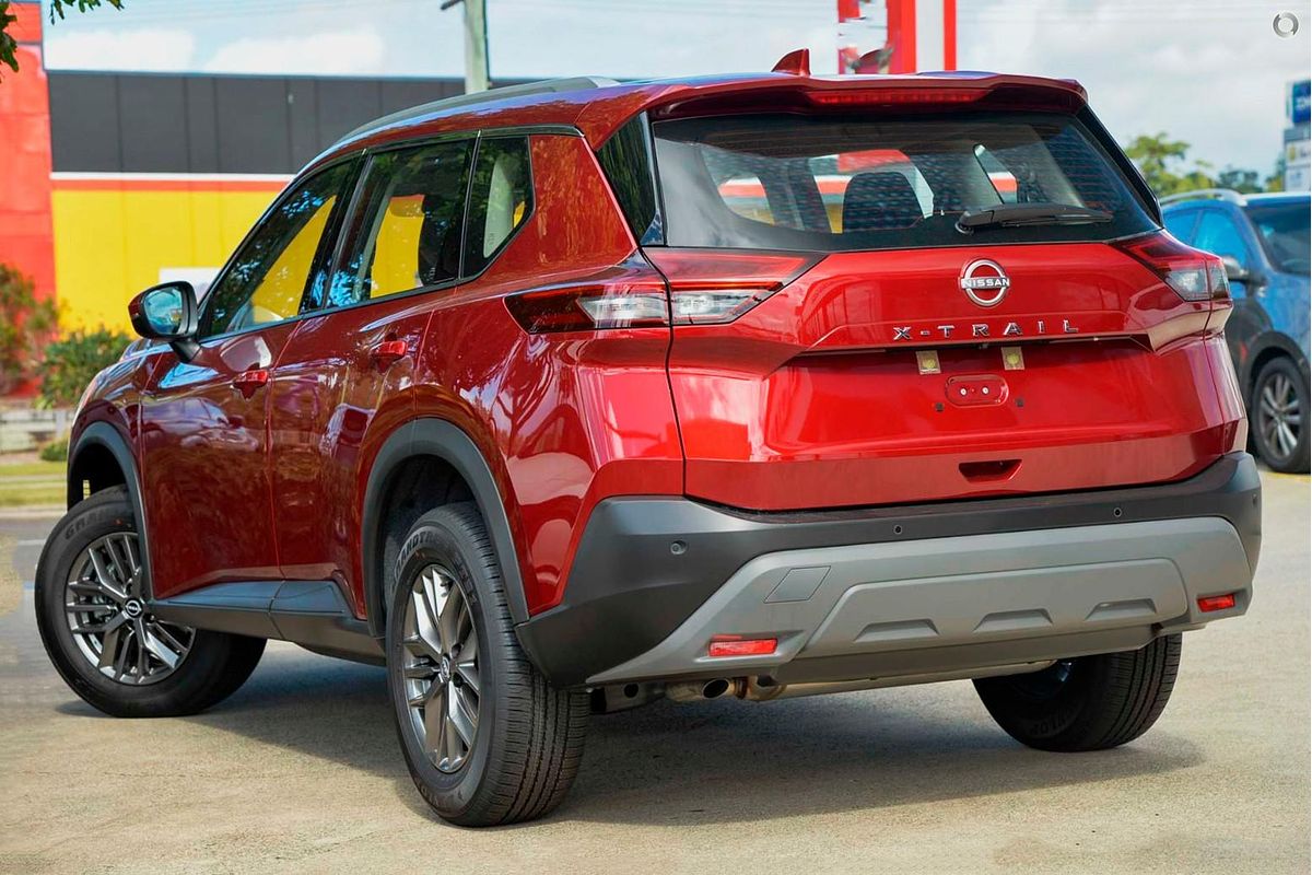 2025 Nissan X-TRAIL ST T33