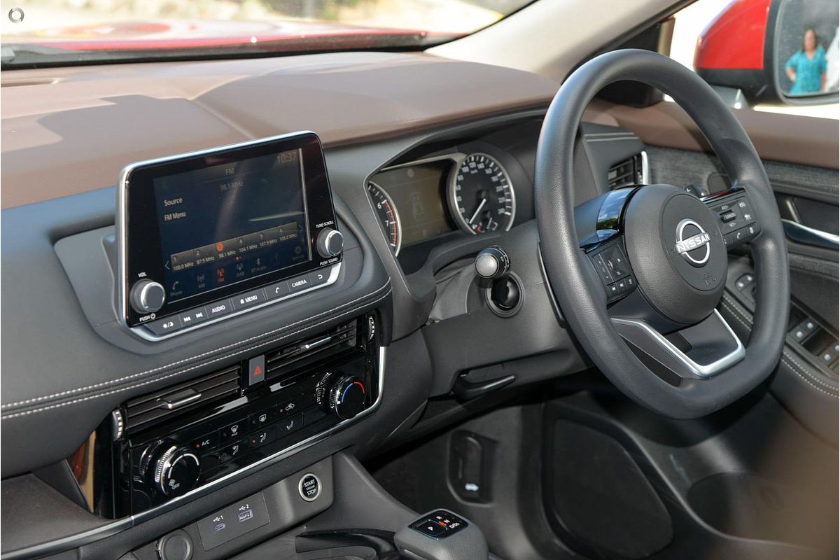 2025 Nissan X-TRAIL ST T33