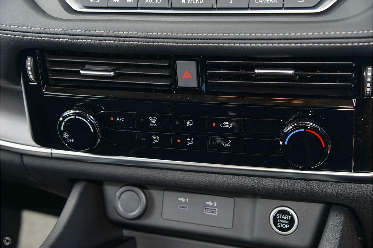 2025 Nissan X-TRAIL ST T33