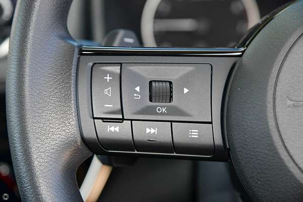 2025 Nissan X-TRAIL ST T33