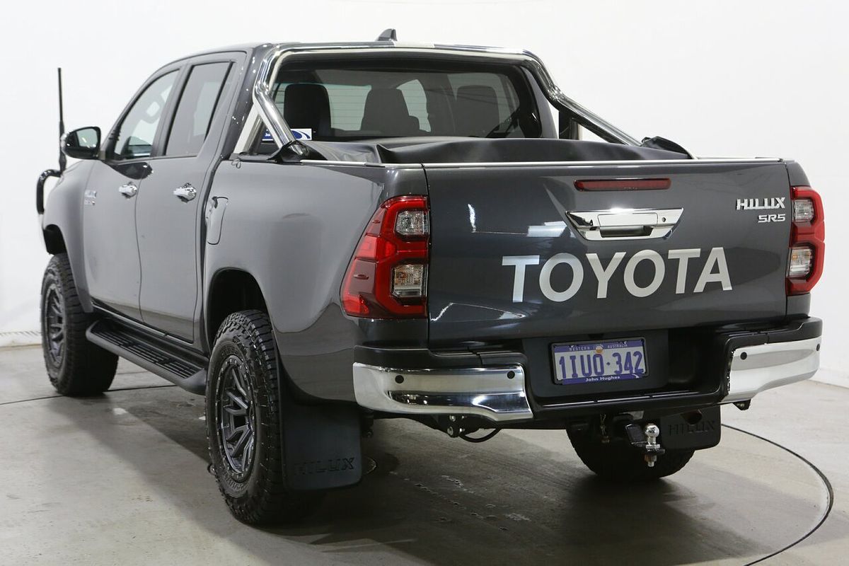 2022 Toyota Hilux SR5 GUN126R 4X4