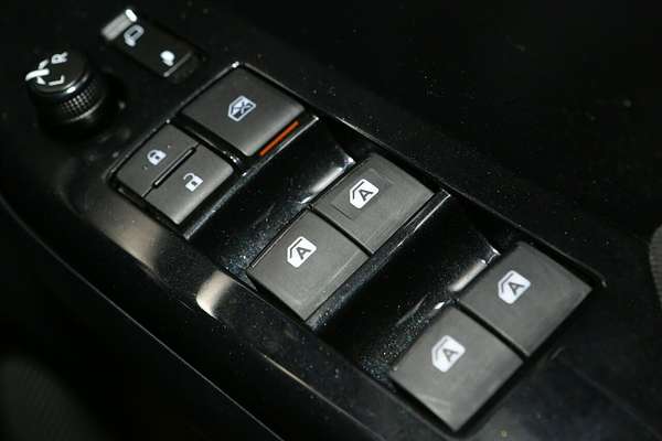 2022 Toyota Hilux SR5 GUN126R 4X4