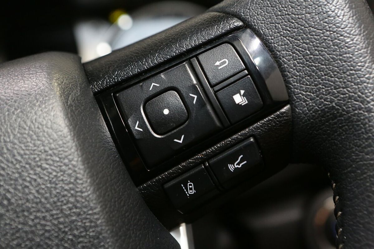 2022 Toyota Hilux SR5 GUN126R 4X4