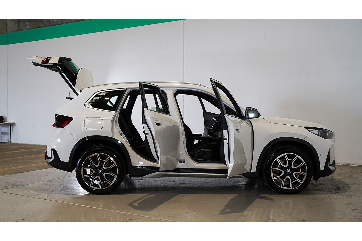 2025 BMW X1 sDrive18i U11