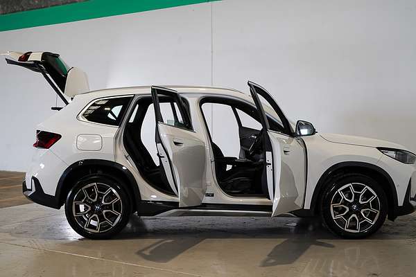 2025 BMW X1 sDrive18i U11