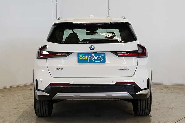 2025 BMW X1 sDrive18i U11