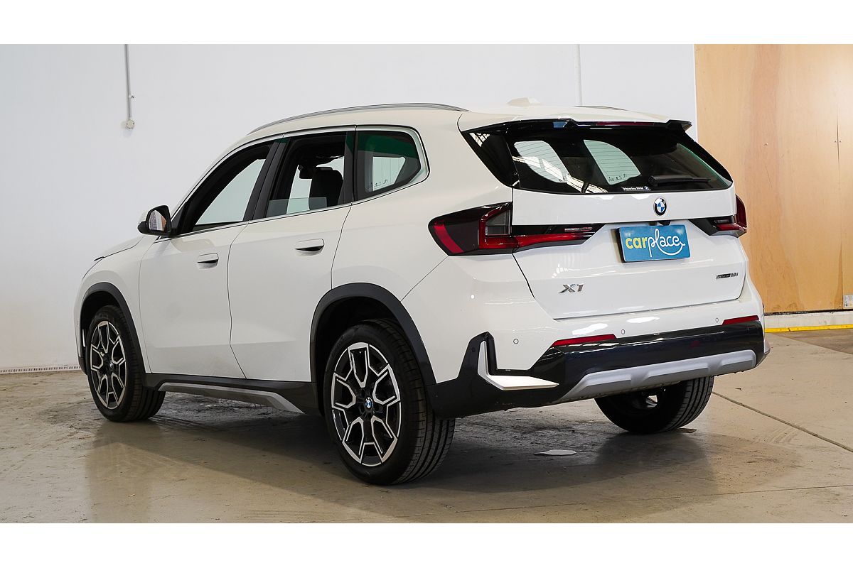2025 BMW X1 sDrive18i U11