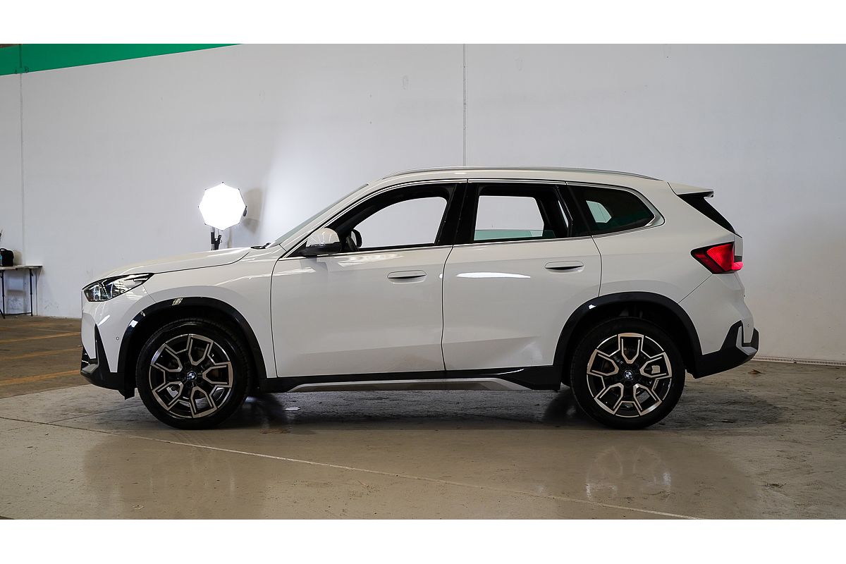 2025 BMW X1 sDrive18i U11