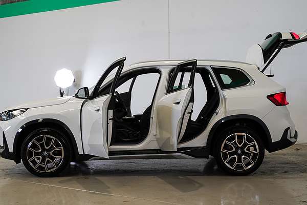 2025 BMW X1 sDrive18i U11