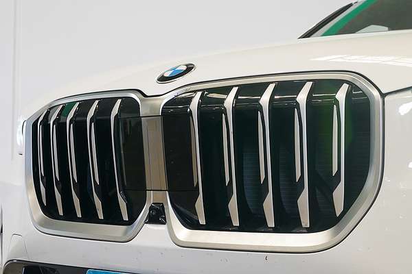 2025 BMW X1 sDrive18i U11