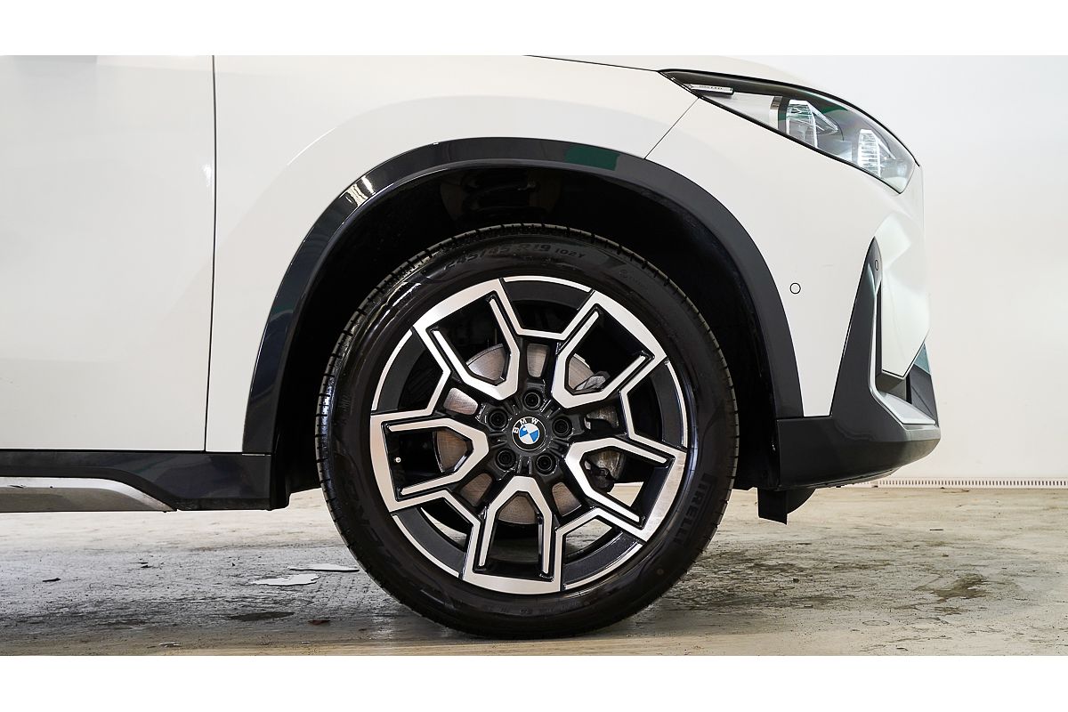 2025 BMW X1 sDrive18i U11