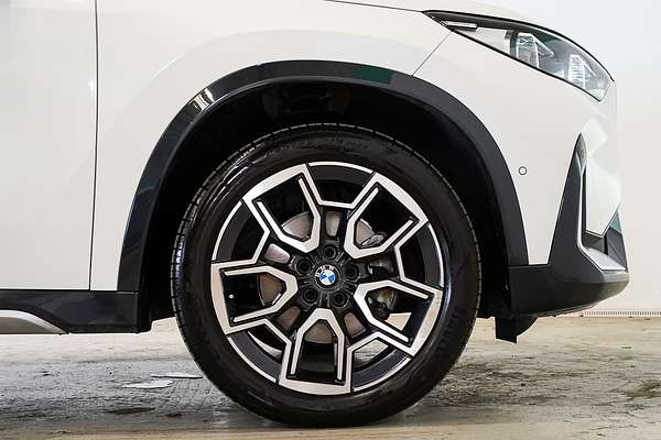 2025 BMW X1 sDrive18i U11