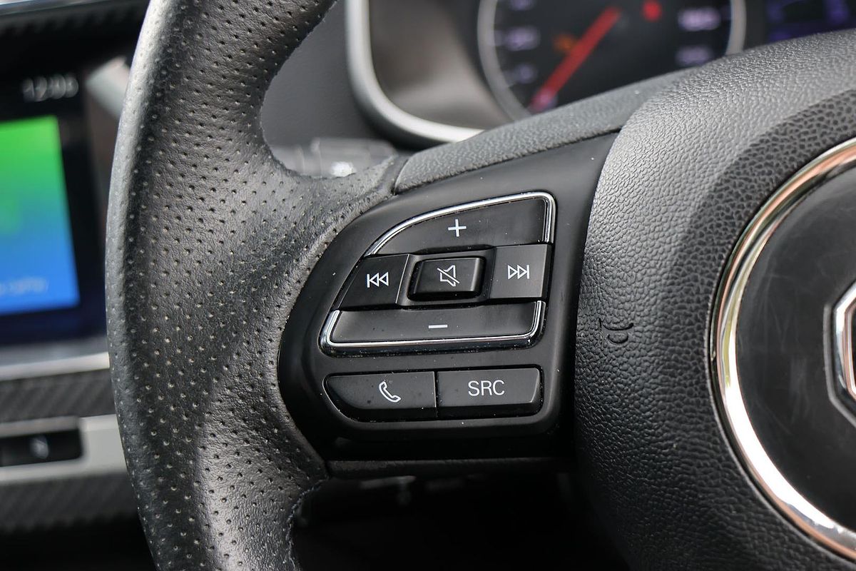 2019 MG ZS Essence AZS1