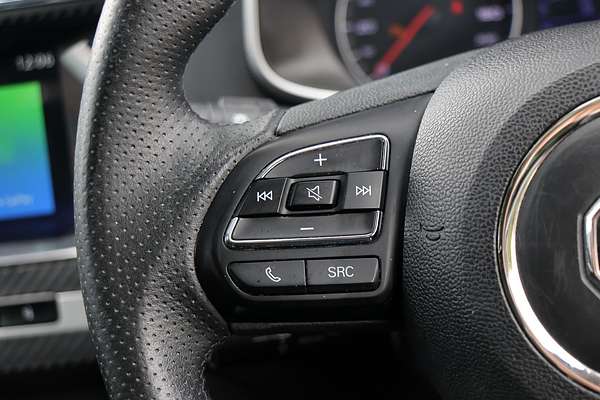 2019 MG ZS Essence AZS1