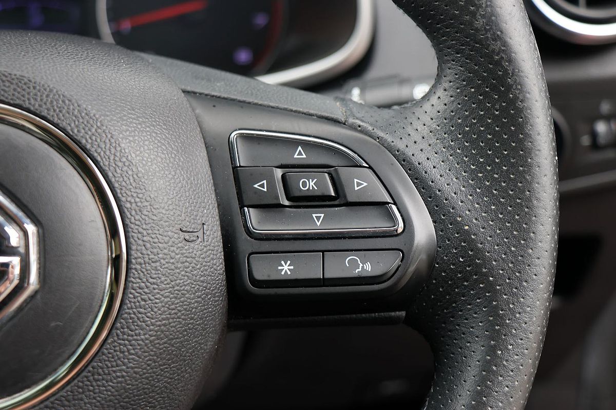 2019 MG ZS Essence AZS1