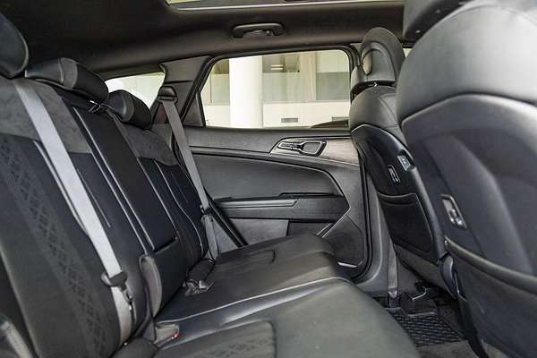 2022 Kia Sportage GT-Line NQ5