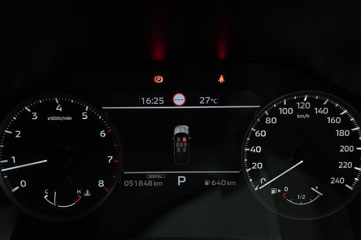 2023 Mitsubishi Outlander ES ZM