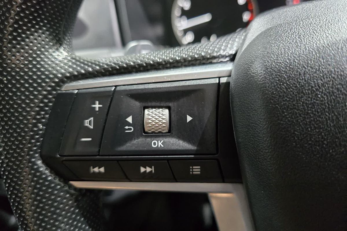 2023 Mitsubishi Outlander ES ZM