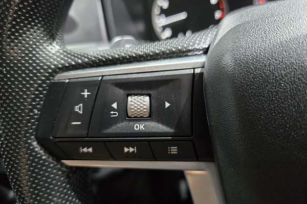 2023 Mitsubishi Outlander ES ZM