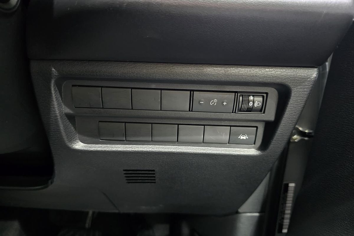 2023 Mitsubishi Outlander ES ZM